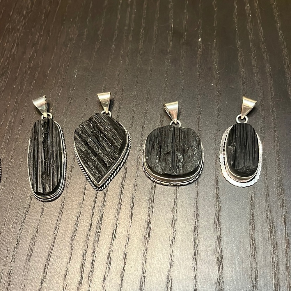 Rough Black Tourmailne Pendant - Picture 1 of 2